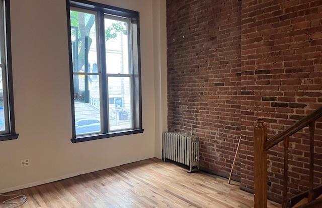 151 West 82nd Street Gallery 4