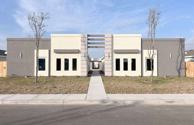 4104 Walnut Ave Unit 4 - 4104 Walnut Avenue, McAllen, TX 78501 4104 Walnut Ave Unit 4 - 4104 Walnut Avenue, McAllen, TX 78501