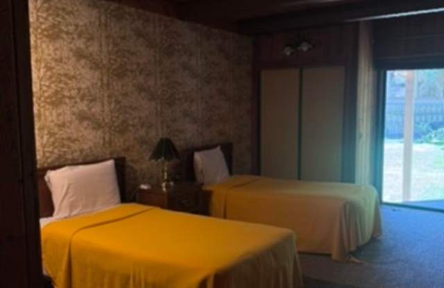 Spacious Furnished 3BD + Den / 3BA Mountain Condo | Pet Friendly | Villa de los Pinos photos photos