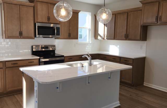 207 Hickory Plains Rd Gallery 1