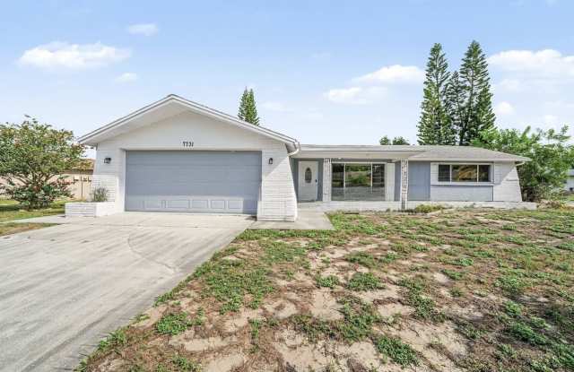7730 Seashore Dr Gallery 1