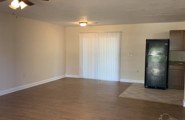 6510 COLLEGE DR Gallery 3