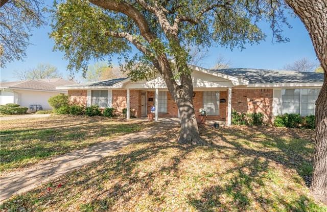 4818 South Drive - 4818 South Dr, Fort Worth, TX 76132