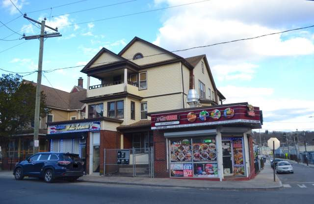 890 North Main Street - 890 North Main Street, Waterbury, CT 06704