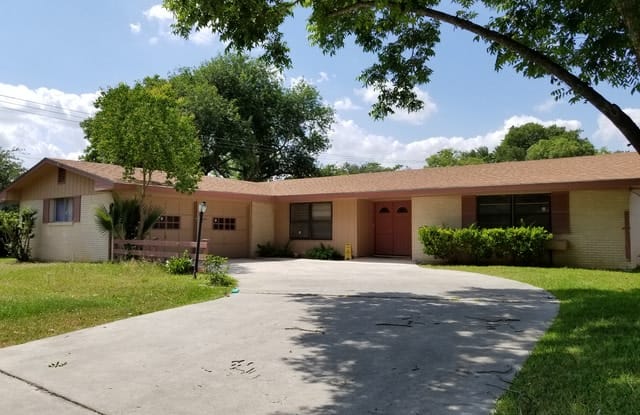 729 WINFIELD BLVD - 729 Winfield Boulevard, Windcrest, TX 78239