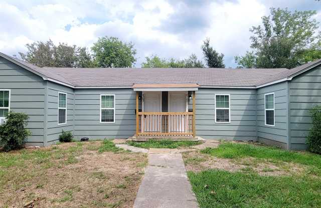 Gordon St 4303 photos photos