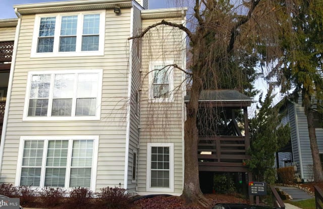 10180 OAKTON TERRACE ROAD - 10180 Oakton Terrace Road, Oakton, VA 22124