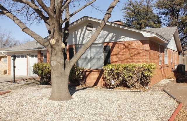 4506 60th Street Gallery 1