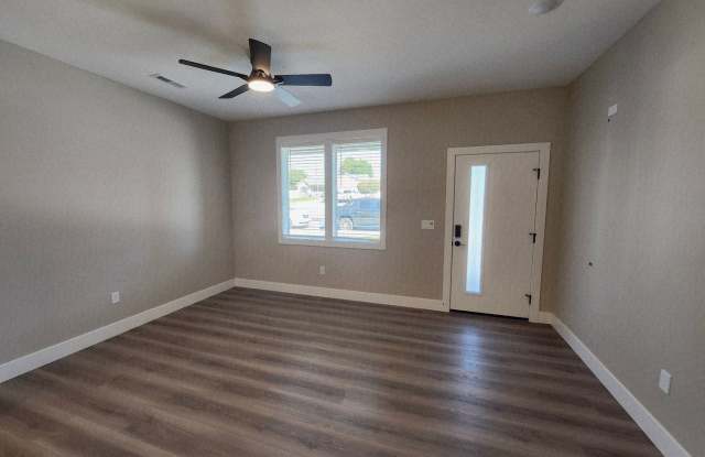 Gorgeous NEW CONSTRUCTION! w/Smart Home Technology, Washer & Dryer Included! Gallery 3