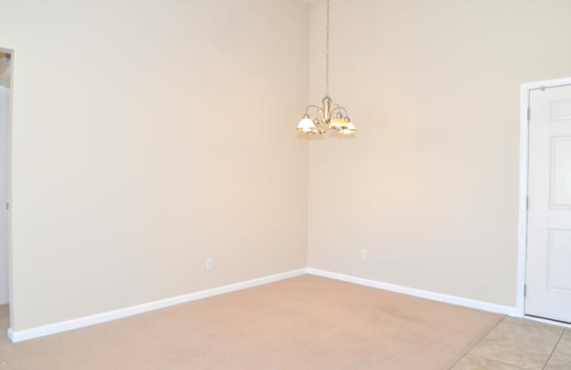 2221 GOLDEN LAKE LOOP Gallery 3