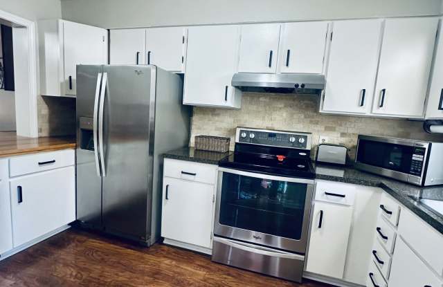 125 Eaglewood Way - 1 photos photos