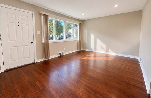 1405 GRIFFITH Avenue Gallery 3