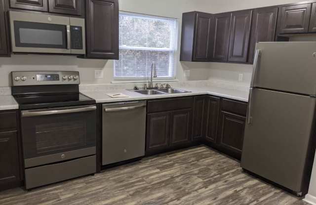 Foxwood Apartments Gallery 3