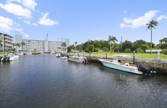 1444 SE 15th Court photos photos