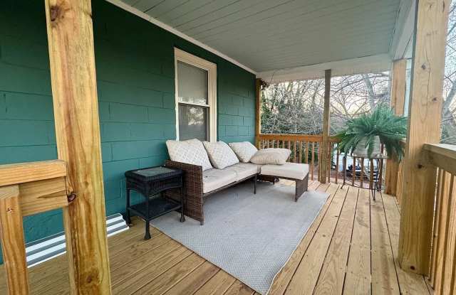 Room in 2 Bedroom Home at Charles Ave photos photos