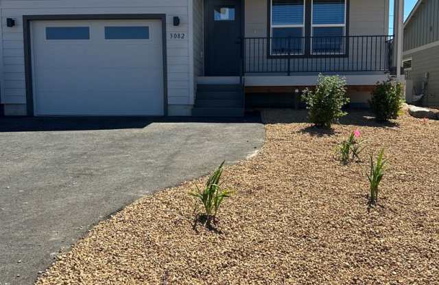 Brand New Duplex in SW Redmond photos photos