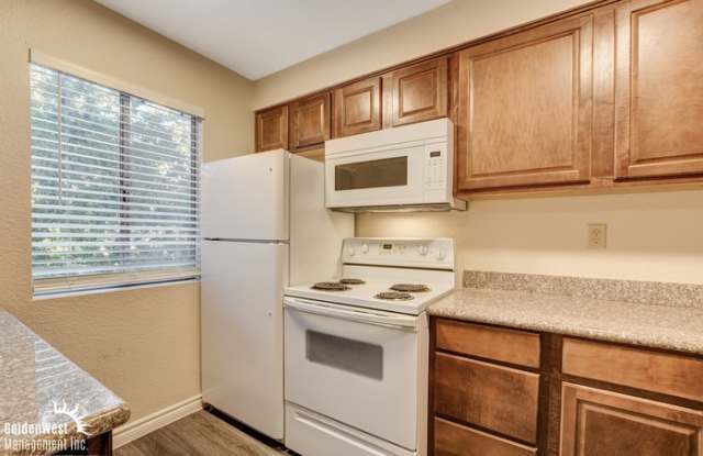 5278 River Glen Drive Gallery 4