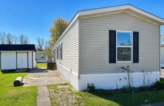 6605 Marion-Agosta Rd lot: 243 Gallery 1