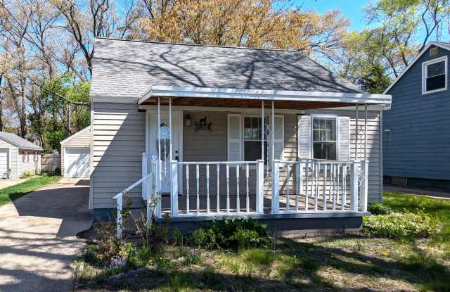 Norton Shores House for Rent 1874 Manor photos photos