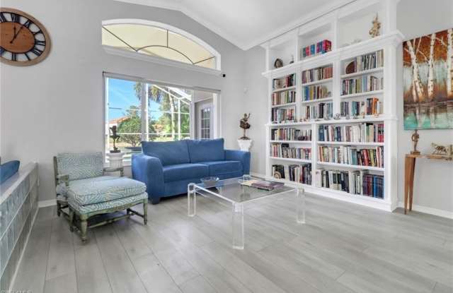 7477 Lourdes Ct Gallery 4