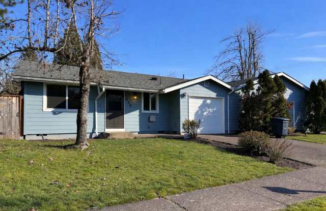 2BD/1BA updated duplex with fenced backyard- PICTURES COMING SOON! - Available 3/10/2026 photos photos