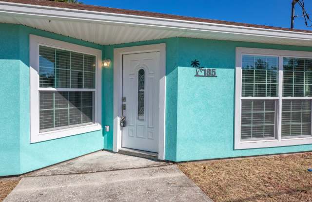 Adorable duplex in Atlantic Beach Gallery 4