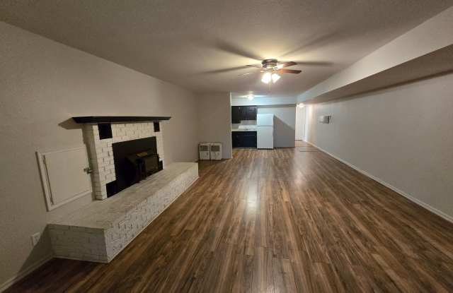 300 Antioch Duplex photos photos