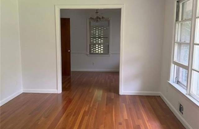 4455 Hillpine Road Gallery 4