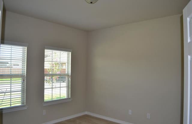 2404 Jill Creek Drive Gallery 3
