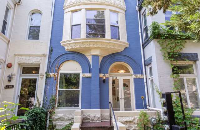 Columbia Heights Large Two Bed Condo Rental with Parking and Patio Space - 1350 Kenyon Street Northwest, Washington, DC 20010