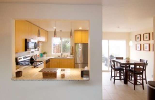 632 East Solana Circle - 632 East Solana Circle, Solana Beach, CA 92075