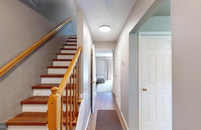 21076 JENNA Court Gallery 4