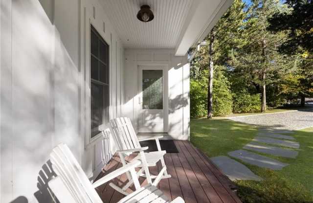 92 Westwind Drive Gallery 3