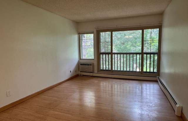 BEAUTIFUL 2 Bed 2 Bath Condo in Boulder-Available NOW! Gallery 4