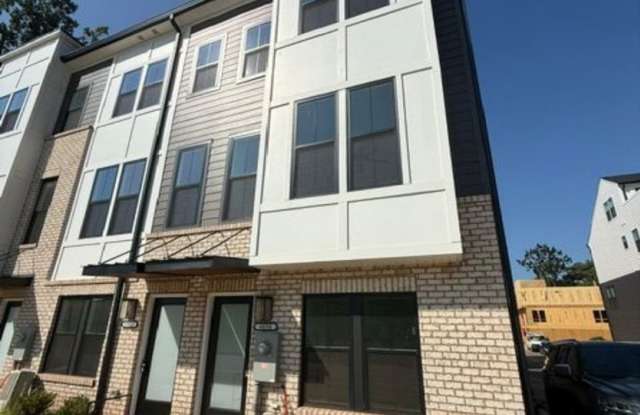 2 BR/2.5BA | Modern End UnitTownhome| 2-Car Garage + rooftop terrace Gallery 1
