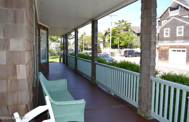 18 Bridge Avenue Gallery 4