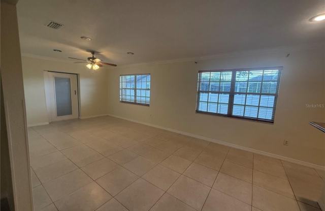 440 W TARPON Boulevard NW Gallery 4