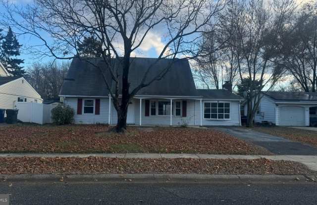 10 MULLSHIRE LANE - 10 Mullshire Lane, Burlington County, NJ 08046