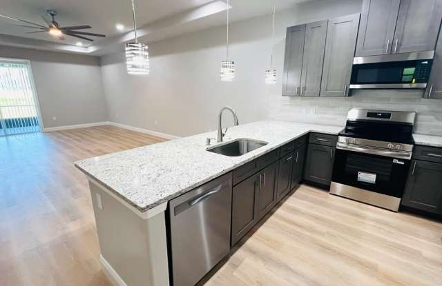 160 CORAL REEF Court N Gallery 2