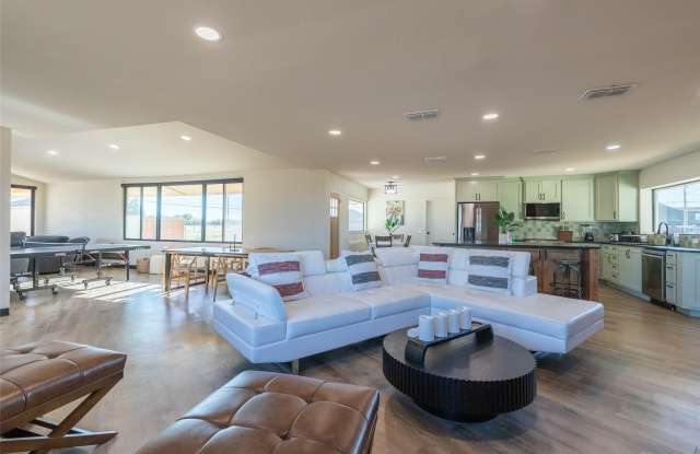 5400 Ridgeline Drive photos photos