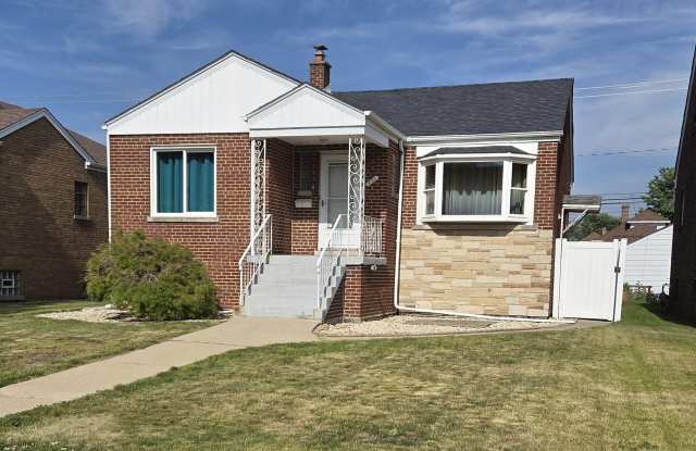 2111 Stanton Avenue photos photos