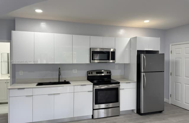 3171 SW 26th St photos photos