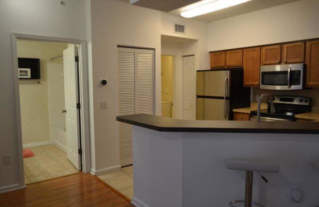 9306 Myrtlewood Circle W Gallery 4