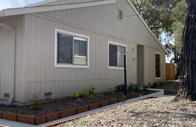 AVAILABLE NOW!! BEAUTIFUL HOME WITH COMMUNITY POOL AND CLUBHOUSE!! - 607 Beelard Drive, Vacaville, CA 95687