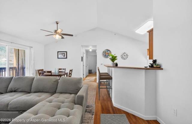 560 River View Drive Unit # 706 - 1 Gallery 3