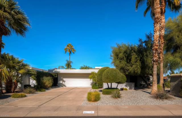 8126 E DEL TIMBRE Drive - 8126 East Del Timbre Drive, Scottsdale, AZ 85258