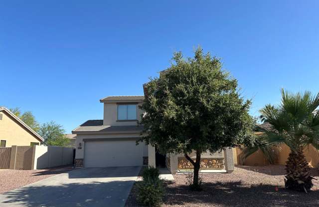 3 BEDROOM IN MORNING SUN FARMS IN QUEEN CREEK - 1796 West Half Moon Circle, San Tan Valley, AZ 85142