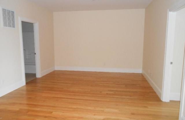 20 Locust St. Gallery 4