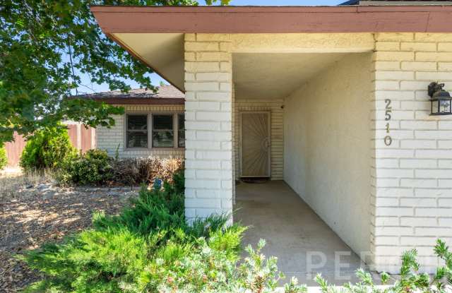 2510 East Devonshire Avenue photos photos 2510 East Devonshire Avenue photos photos