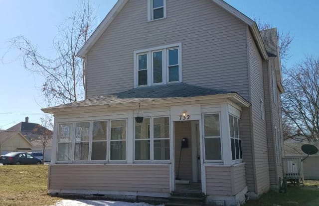 732 Case Ave # 1 - 732 Case Ave, St. Paul, MN 55106